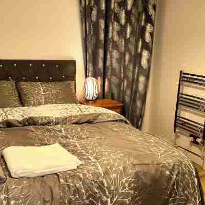 Charming 4-bedroom House Rental in Basildon, UK Rooms