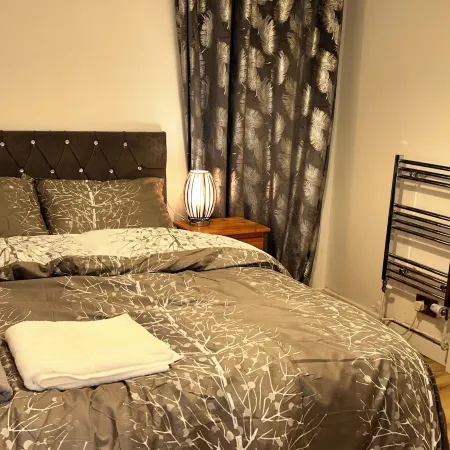 Charming 4-bedroom House Rental in Basildon, UK