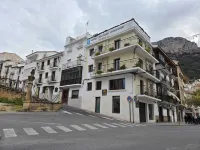 Hostal boutique cazorla bakery - breakfast