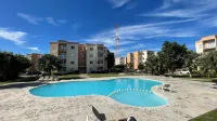 Charming 2-Bedroom Apartment in Punta Cana with Shared Pool - 2つ星