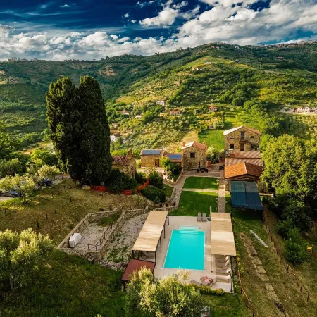 Le Querce Farmhouse