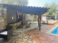 Makis House - Pools
