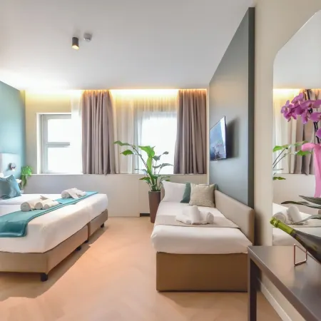 CP Hotels - Central