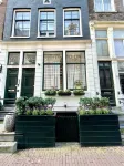 A&A Patio Suite - Pensions