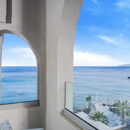 Glaros Beach Hotel