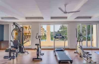 1BHK w Balcony and Pool - 5 Mins to Candolim Beach - Condos