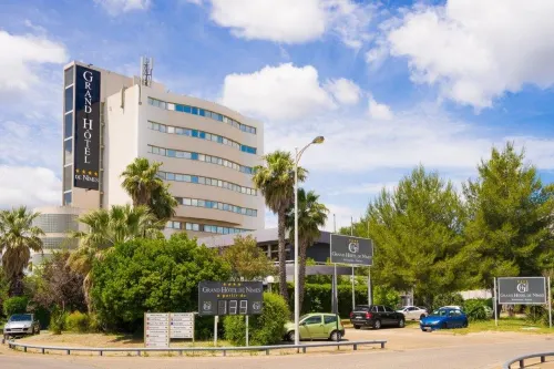 Grand Hôtel de Nîmes 4 étoiles - 4-Star