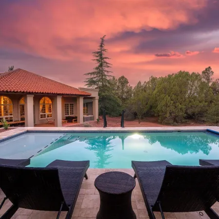 NEW Heated Pool Outdoor Fun Hottub Games More