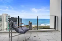 Ultra Broadbeach - Sea View