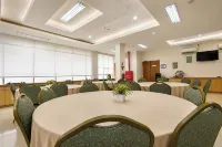 Townhouse Oak Hotel Damar Kurung - Wifi