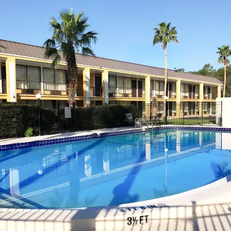 Econo Lodge