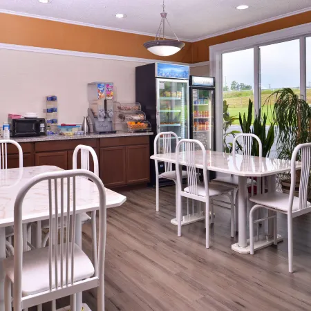Americas Best Value Inn-Richmond South