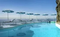 Hotel Miramalfi - Pools