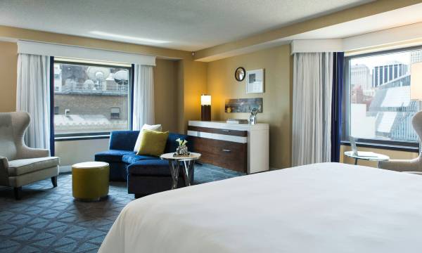 Renaissance Chicago Downtown Hotel