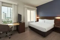 Residence Inn West Palm Beach Downtown - موقف سيارات