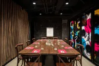 Moxy Springfield Downtown - 3-Star