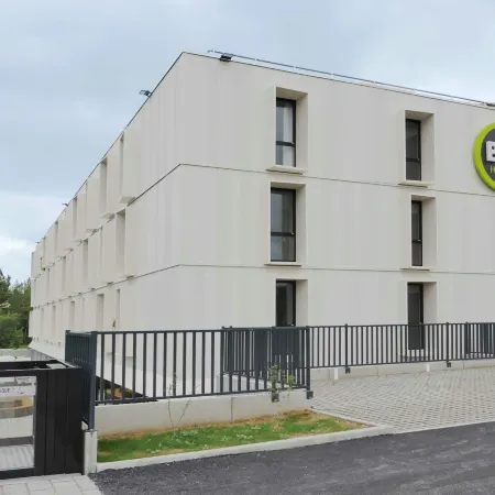 B&B HOTEL Carcassonne Rocadest La Cité