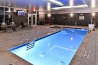羅利卡瑞SpringHill Suites 飯店 - 游泳池