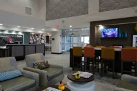 Hampton Inn Searcy - Parkplatz