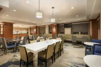 Residence Inn by Marriott St. Louis Downtown - Kitchens