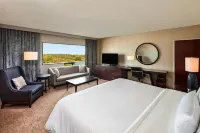 The Westin Southfield Detroit - parking