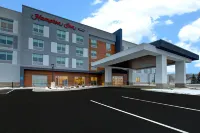 Hampton Inn by Hilton Brockville, on - parking