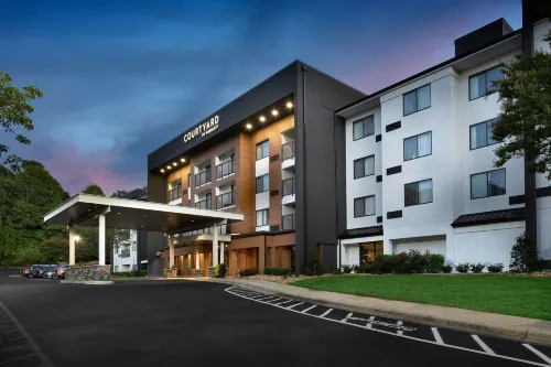 Courtyard Winston-Salem Hanes Mall - 3-Star