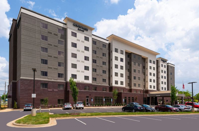 Courtyard Charlotte Northlake