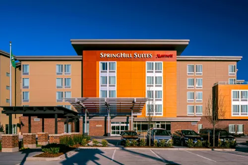 SpringHill Suites Bellingham - bar