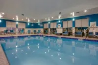 Hampton Inn & Suites Philadelphia/Bensalem - Swimmingpools