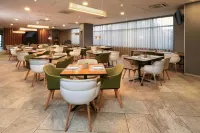 City Express Plus by Marriott Tampico - breakfast