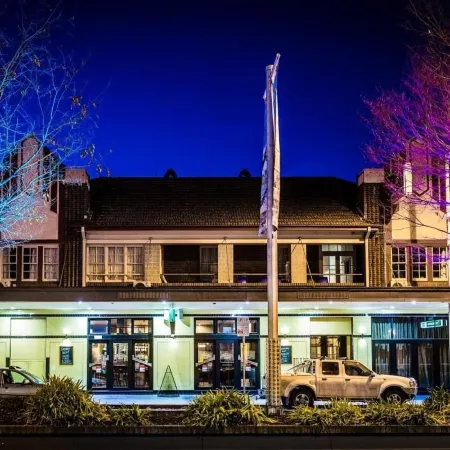 Tourist Hotel Queanbeyan