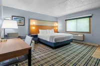 AmericInn by Wyndham Sturgeon Bay - Pools