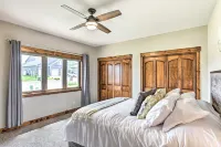 Luxe Hideaway Near Sturgis: Golf, Hike, Explore! - Homestays