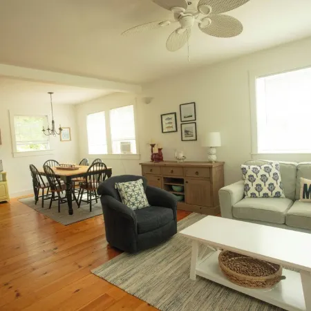 Your Kennebunkport Getaway — Walk to Town!