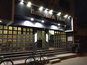 Hotel Adarsh Palace