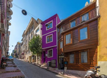 Taksim Wooden House Hostel