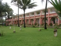 Longuinhos Beach Resort Hotels in 