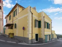 Basilico Hotels in der Nähe von Torre Bonazza o dei Roncalli