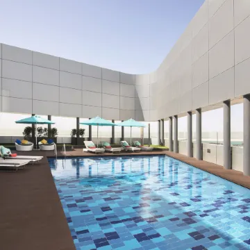 Pearl Rotana Capital Centre Отели рядом с достопримечательностью «Торговый центр Mushrif»
