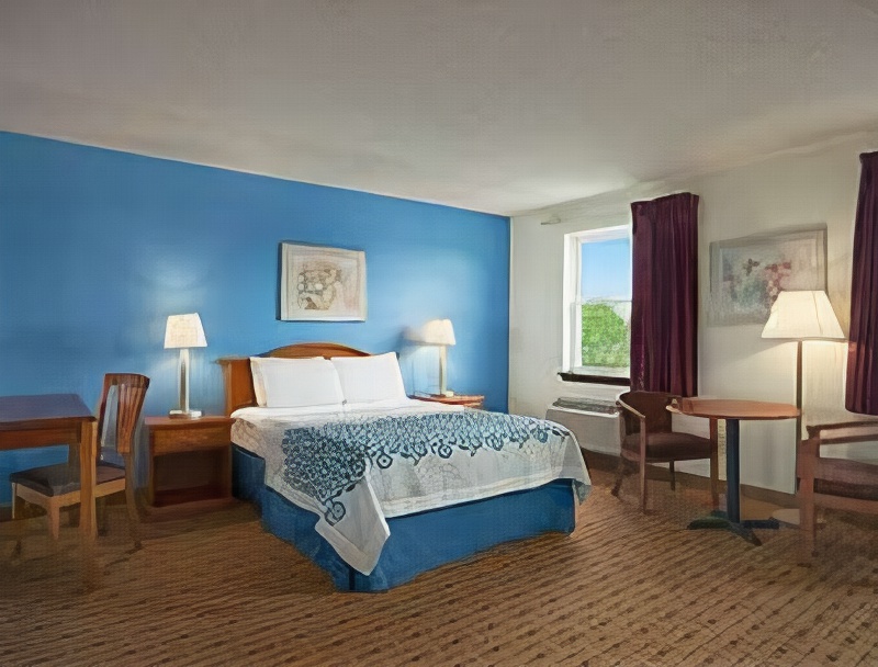 Days Inn by Wyndham Lancaster PA Dutch Country