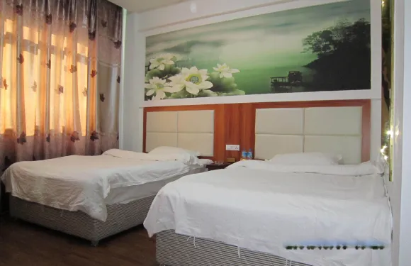 黃平飛雲大酒店