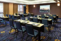 Courtyard Oakland Airport Hotels in San Leandro