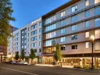 Hyatt House Portland/Downtown Hotels near Pioneer Courthouse Square