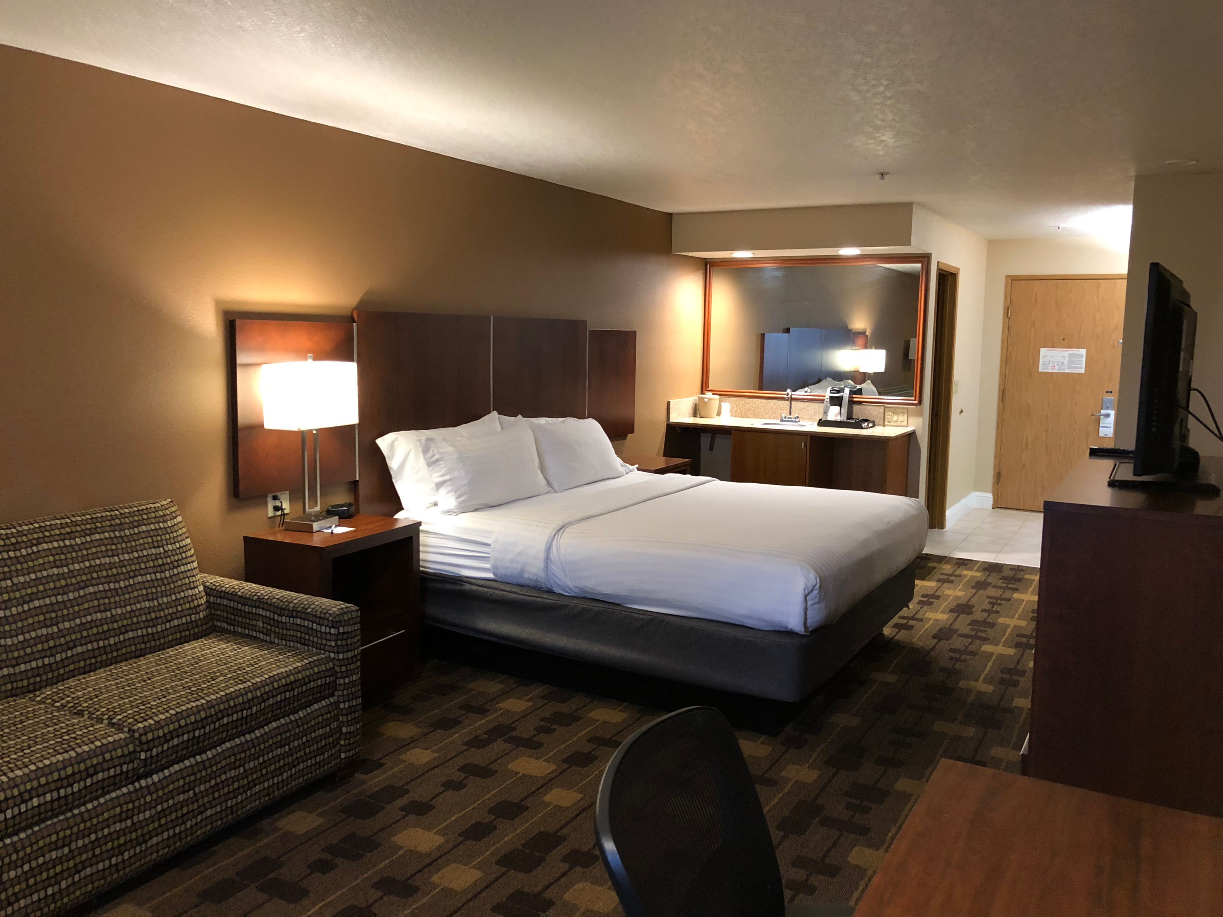 Holiday Inn Express Corning, an Ihg Hotel