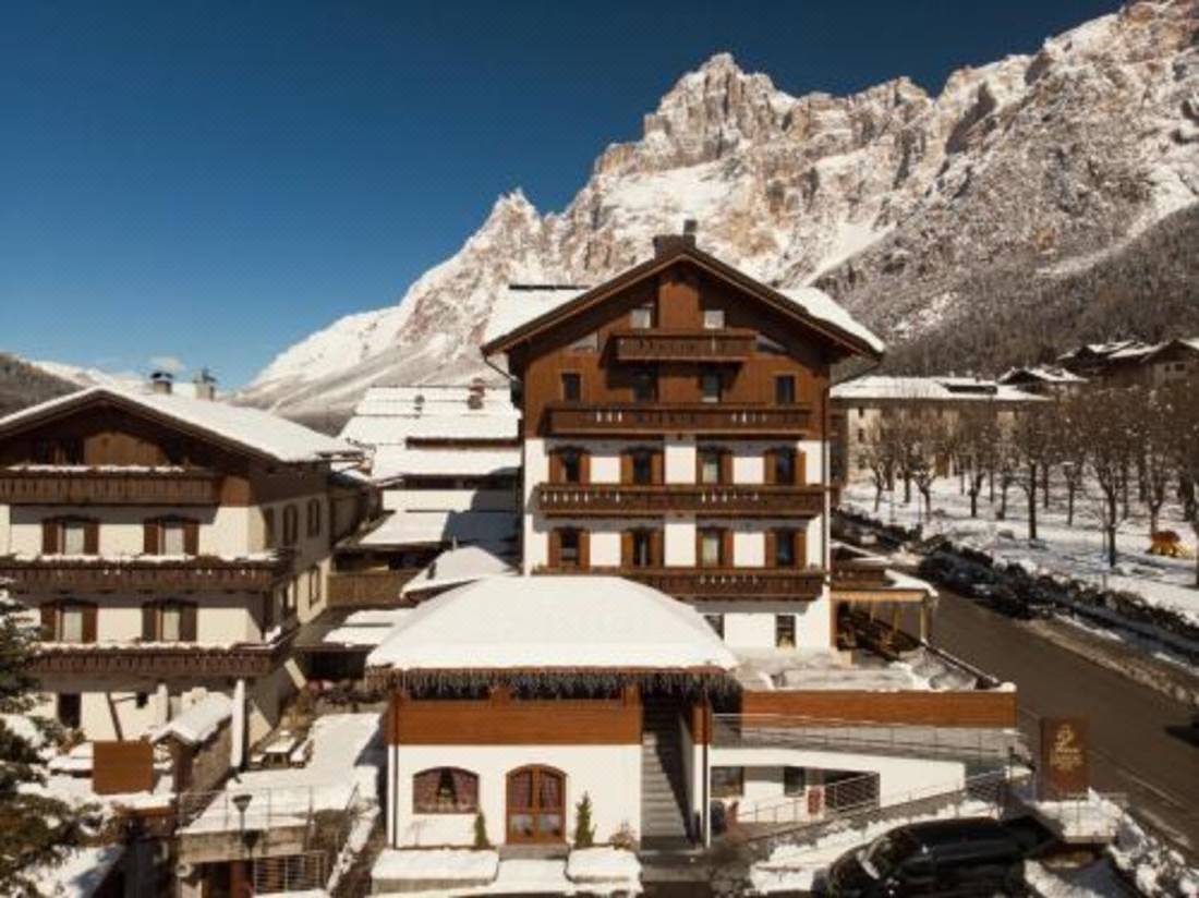 Fiori Dolomites Experience Hotel-San Vito di Cadore Updated 2022 Room  Price-Reviews & Deals | Trip.com