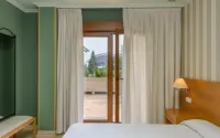 Apartamentos Trisquel Hotel di Meano