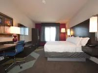 Holiday Inn Express & Suites OKLAHOMA CITY MID - ARPT AREA by IHG Hotels near Grant Square
