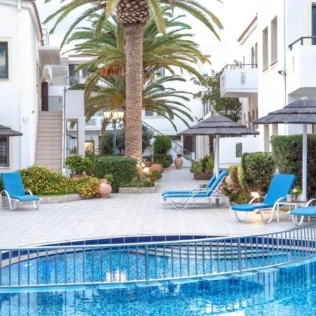 Flamingos Hotel