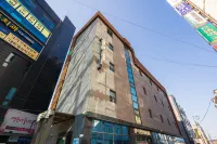 Icheon World Classic Hotels near Maisan